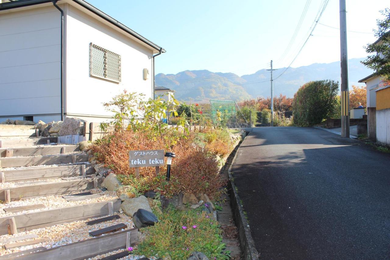 Hotel Yamanobenomichi Teku Teku Tenri Exterior foto